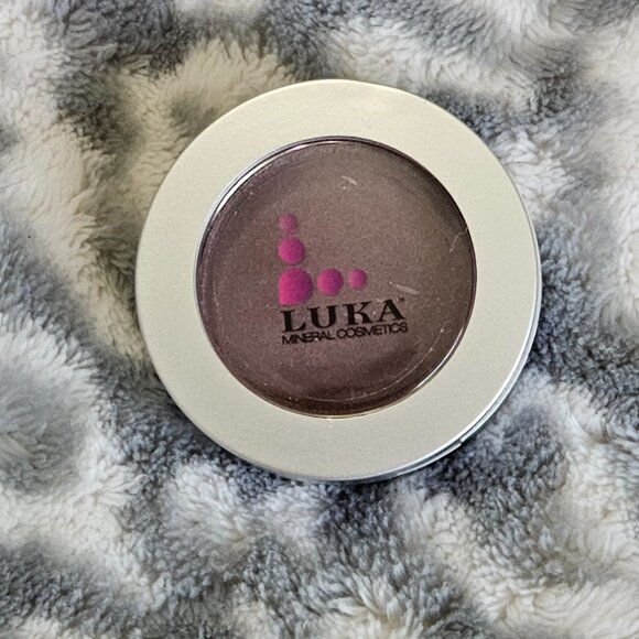 Luka Mineral Cosmetics Mineral Eye Shadow New - 4 Shades, you choose! - Picture 3 of 14